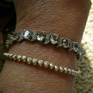 AQUAMARINE AND DIAMOND BRACELET